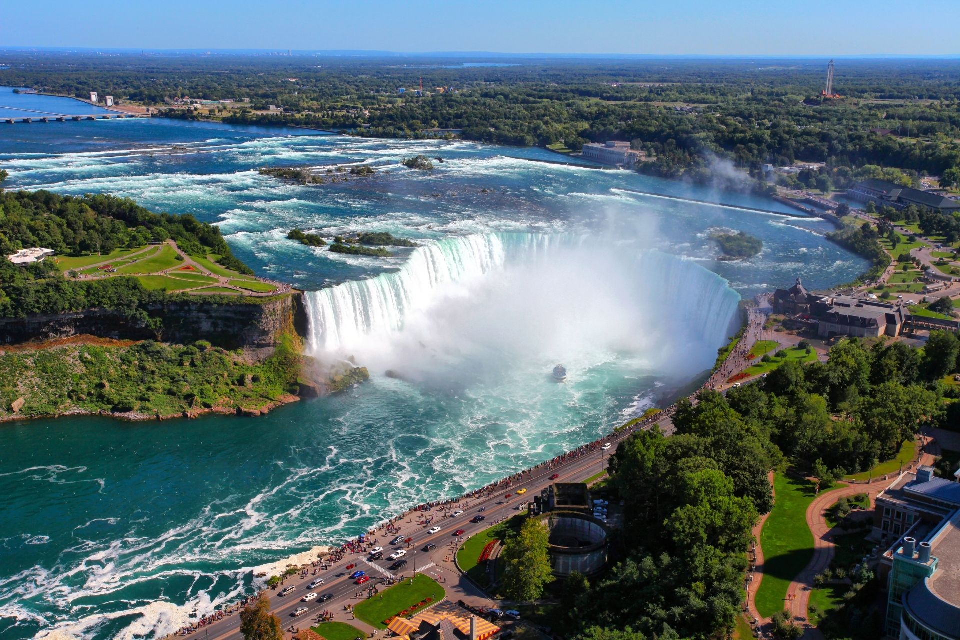 7 Hotels with Best Views of Niagara Falls