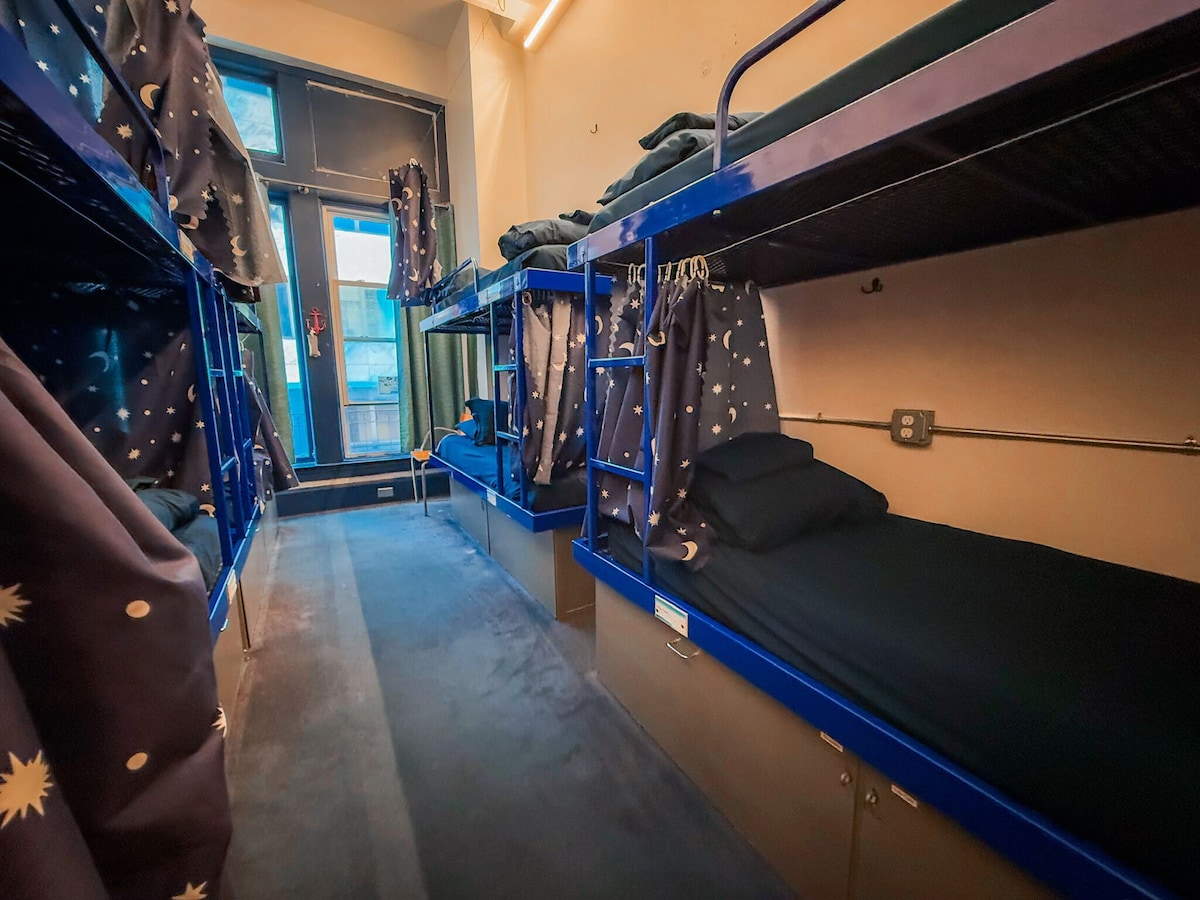 Pacific Tradewinds Hostel