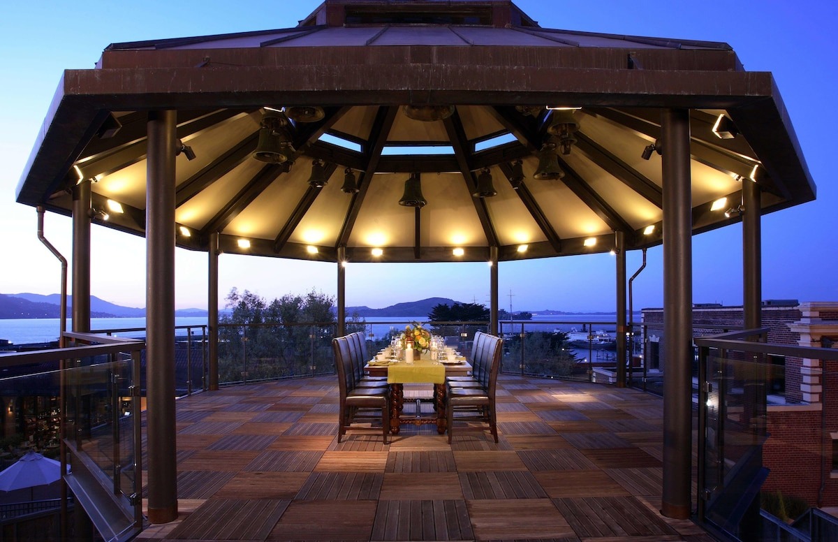 The Fairmont Heritage Place Ghirardelli Square