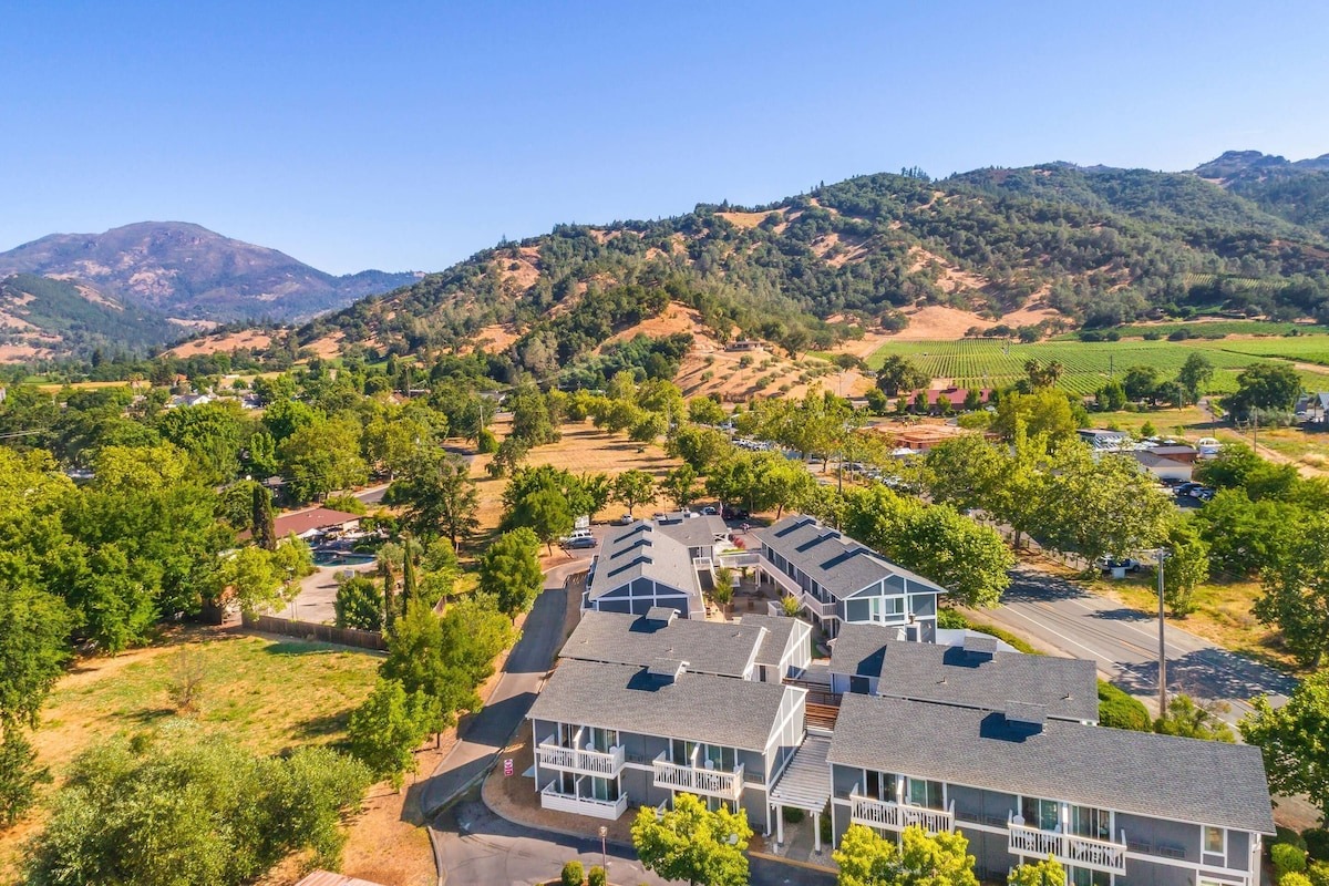 UpValley Inn & Hot Springs