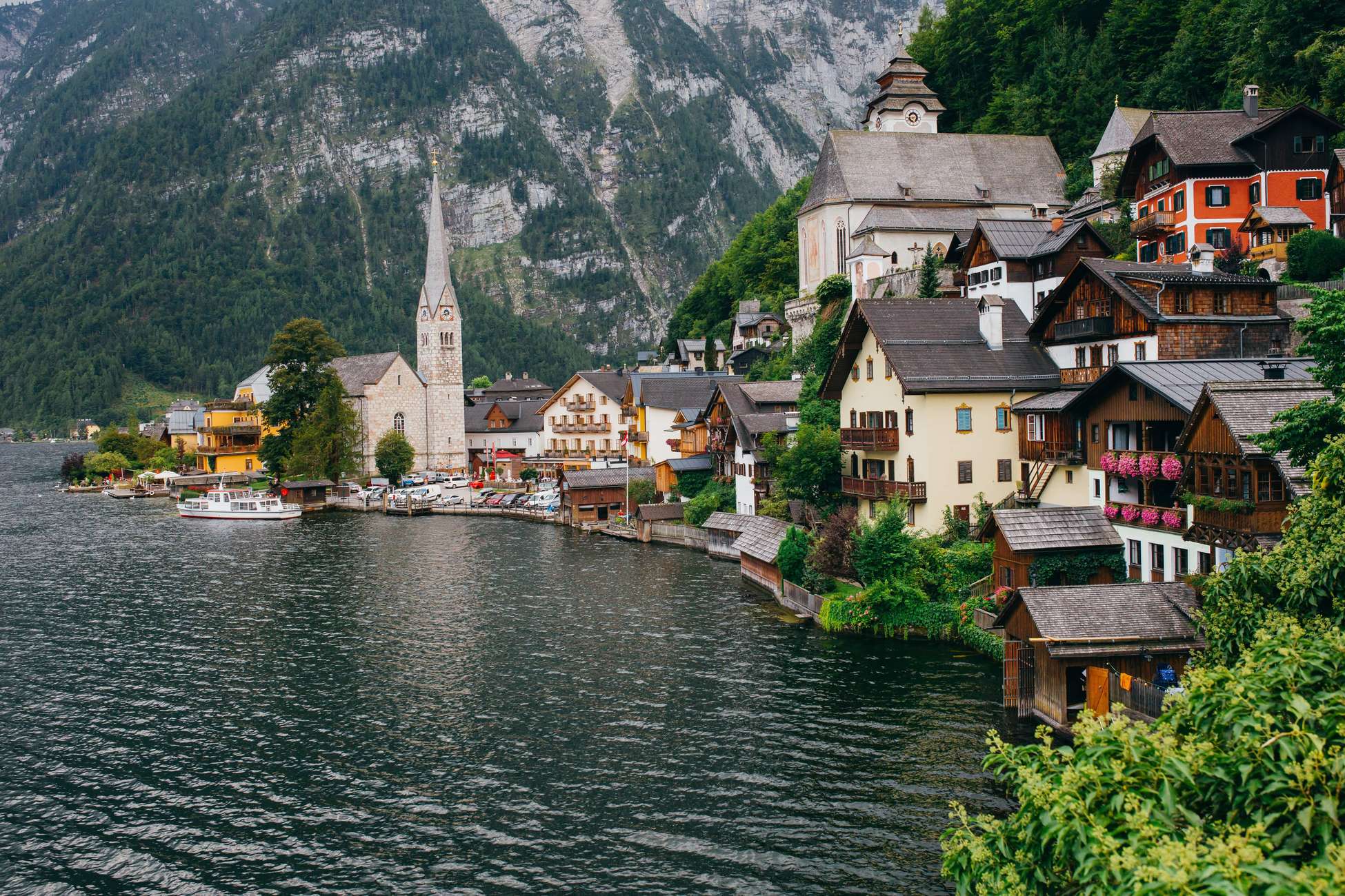 Hallstatt & Salzburg Guided Tour from Vienna