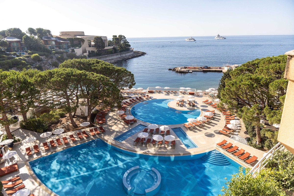 Le Méridien Beach Plaza