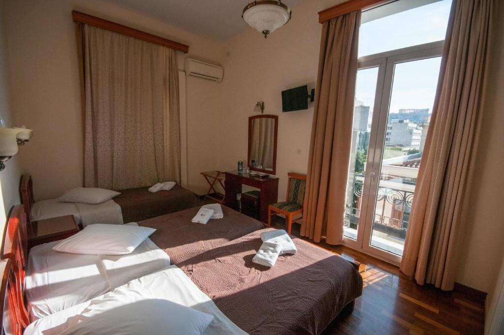 Cecil Hotel