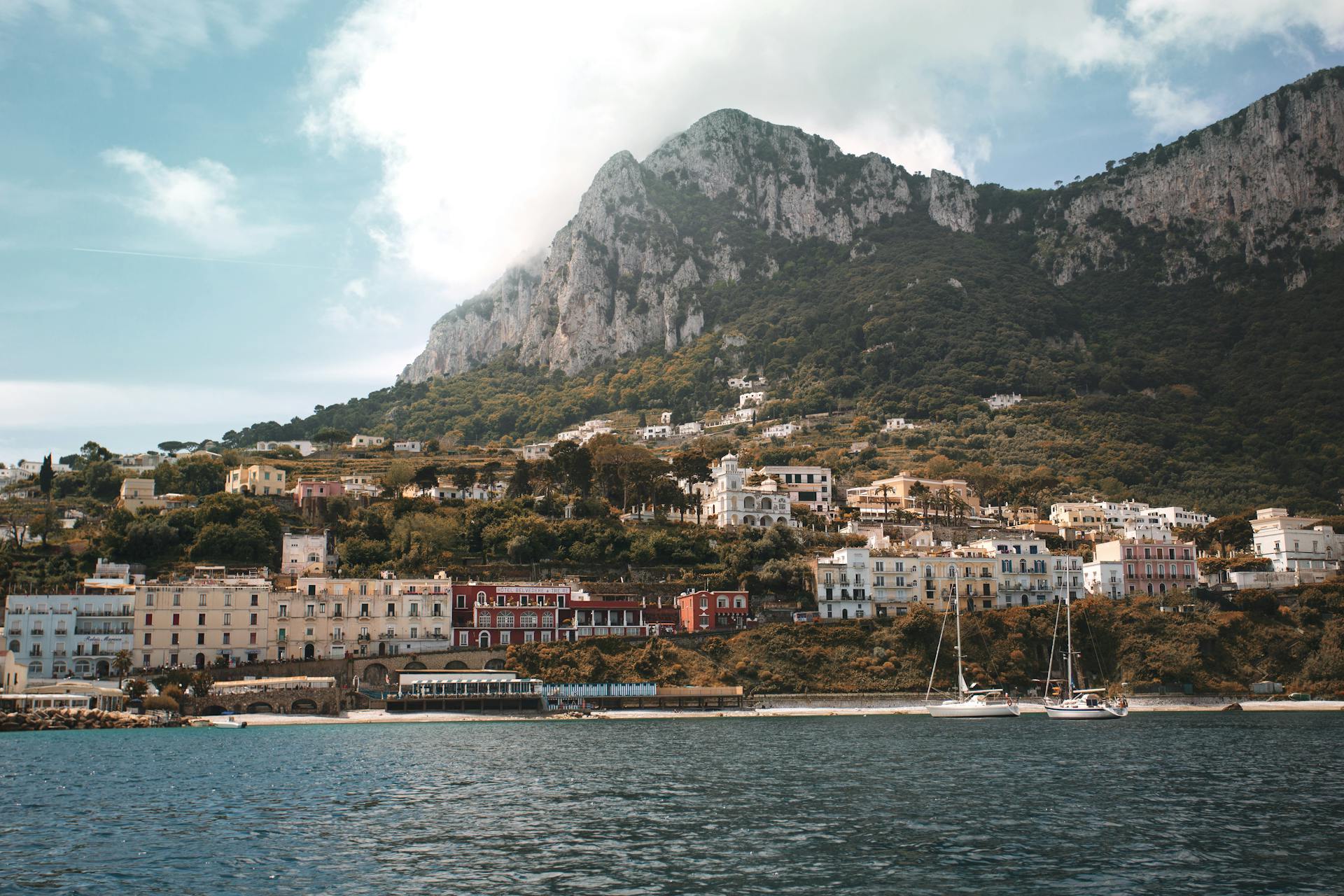 where to stay in Capri
