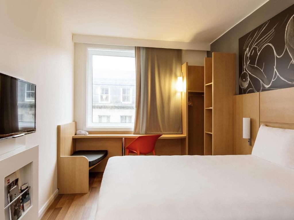 ibis Edinburgh Centre South Bridge