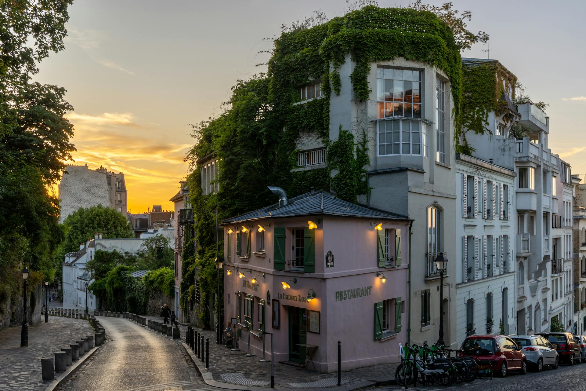 charming streets of Montmartre