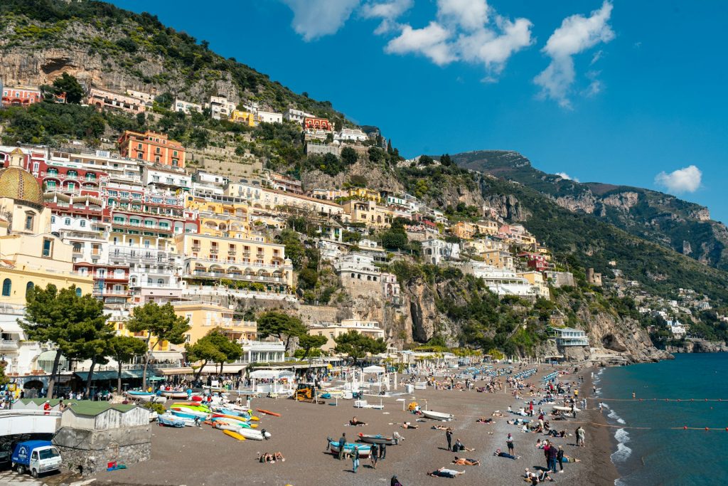 common mistakes to avoid while visiting the Amalfi Coast
