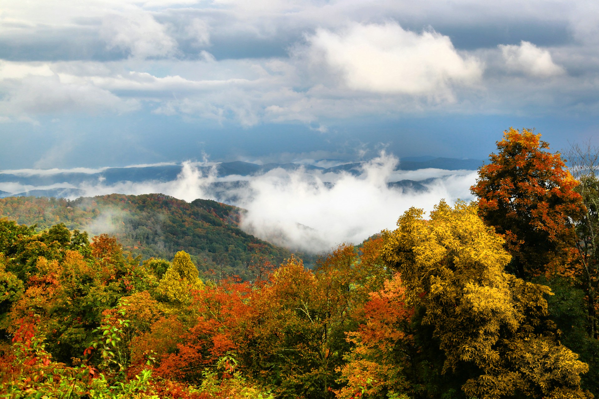 most beautiful fall travel destinations in the US